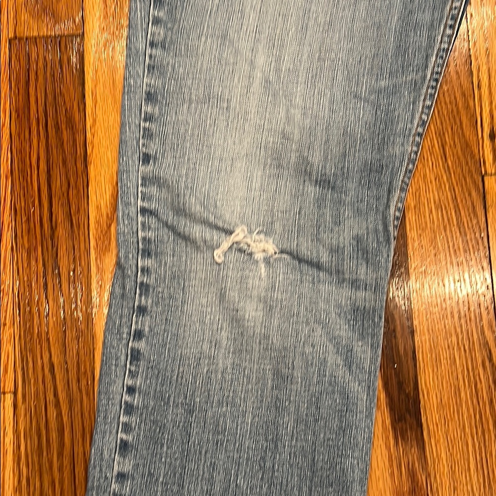Women's Levi’s  Blue Jeans Size 12 5- Pocket Double Button Zipper Front - Picture 5 of 11